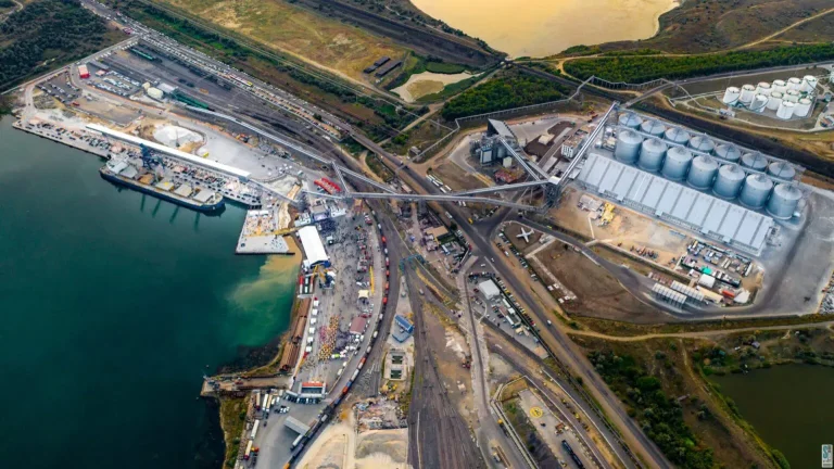 Firma S-Engineering była jednym z wykonawców budowy terminala zbożowego Neptune w porcie Piwdennyj
